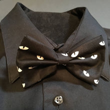 Load image into Gallery viewer, Glow in the Dark Scary Eyes Bow Tie
